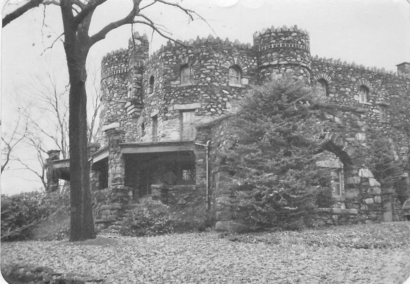 hearthstone-castle-as-private-home-still-intact